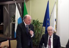 Il mondo di oggi: dialogo con un diplomatico italiano partito da Reggio Emilia