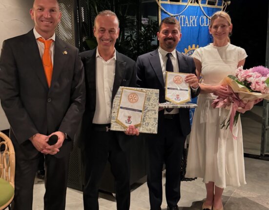 Sapori di casa nostra dal Parmigiano Reggiano ai vini delle nostre colline , un viaggio nel cuore dell’Emilia